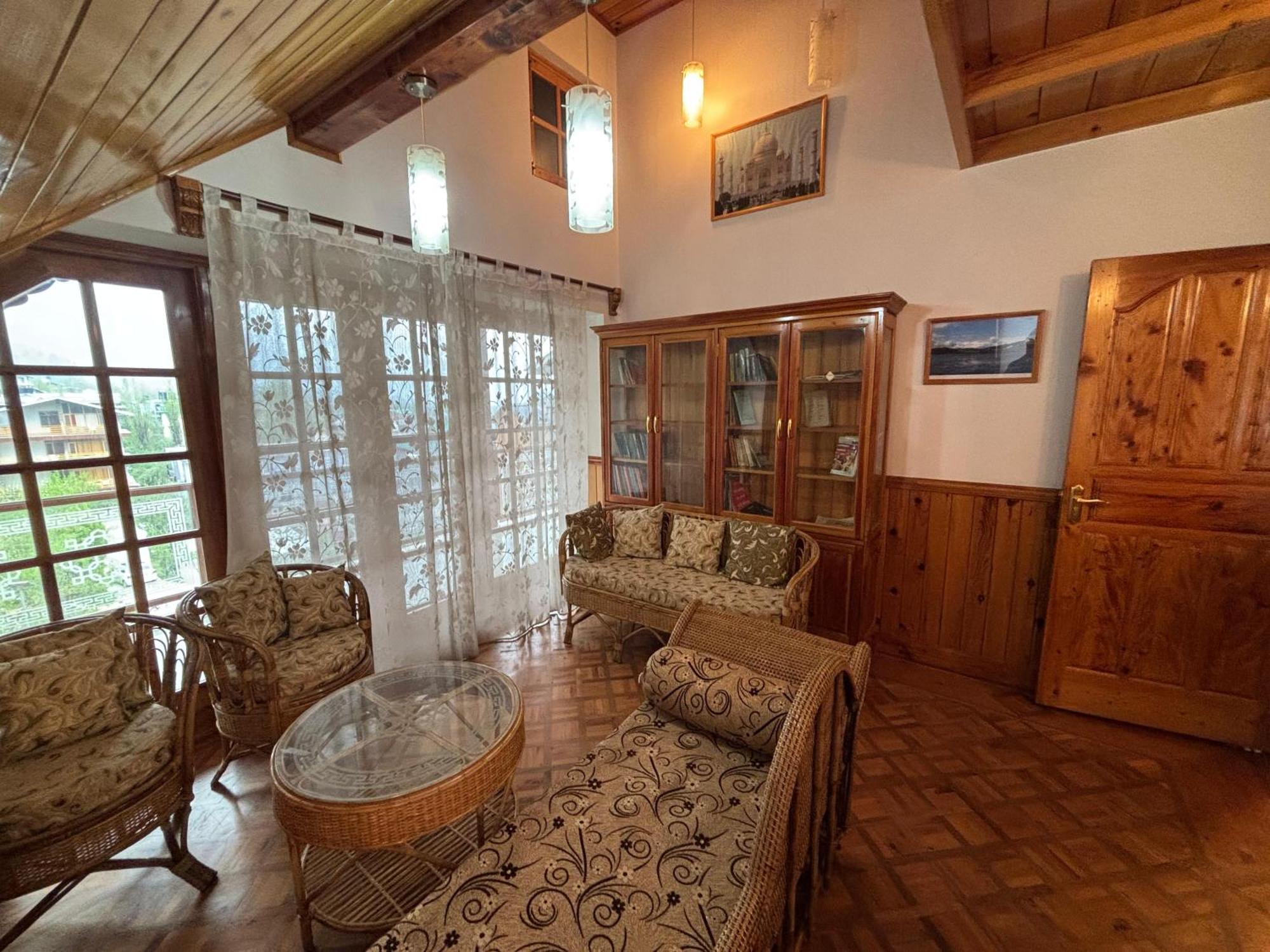 Apartment Silverstone Mansions Manali (Himachal Pradesh)